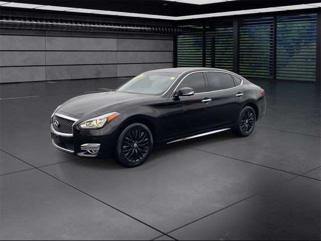 2015 INFINITI Q70L Base