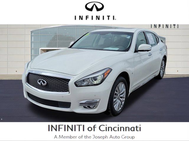 2015 INFINITI Q70L Base