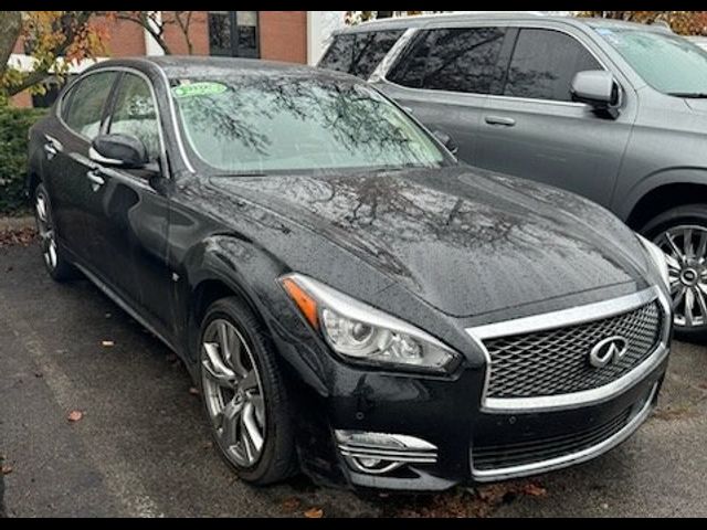 2015 INFINITI Q70L Base