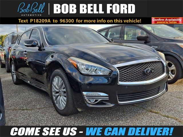 2015 INFINITI Q70L Base