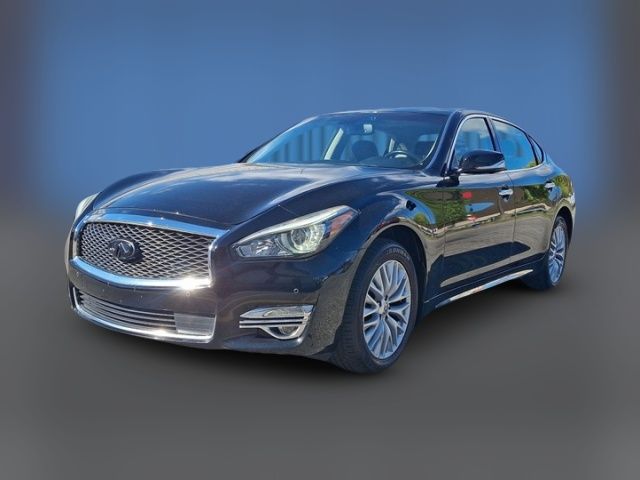 2015 INFINITI Q70L Base