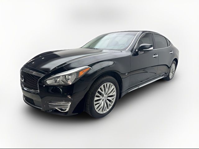 2015 INFINITI Q70L Base