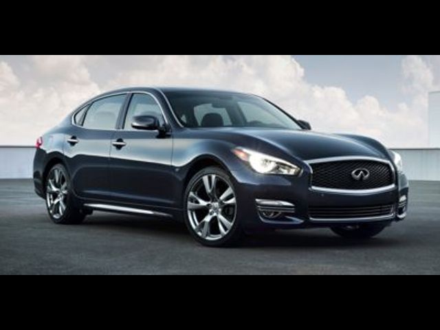 2015 INFINITI Q70L Base