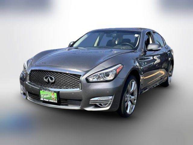 2015 INFINITI Q70L Base