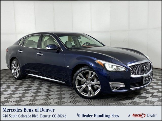 2015 INFINITI Q70L Base