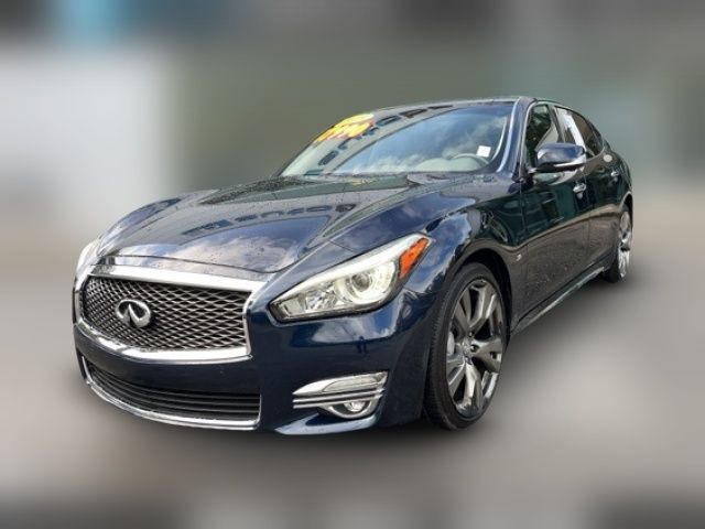 2015 INFINITI Q70L Base