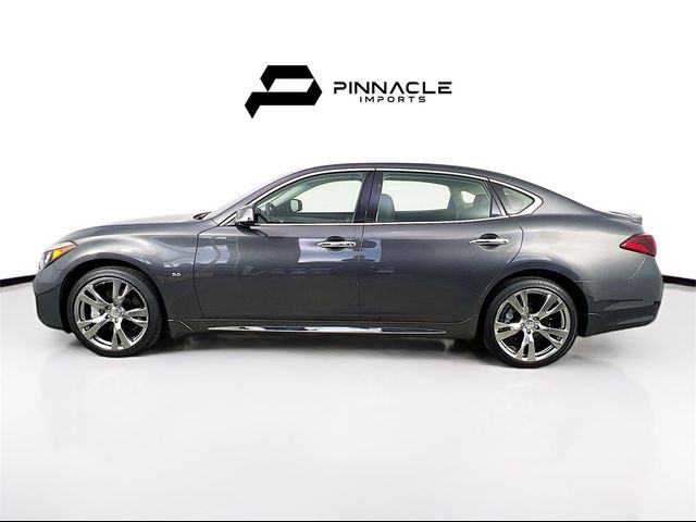 2015 INFINITI Q70L Base