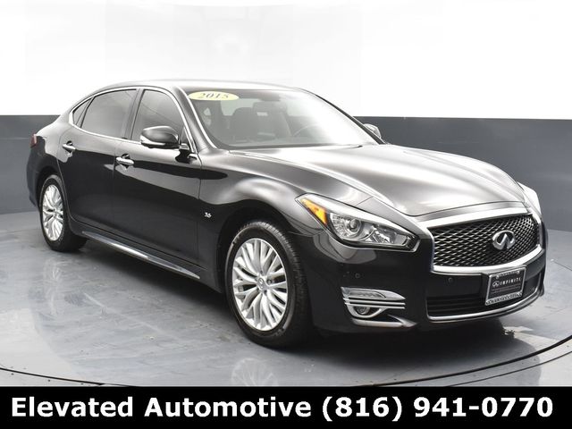 2015 INFINITI Q70L Base