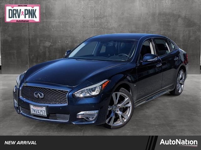 2015 INFINITI Q70L Base