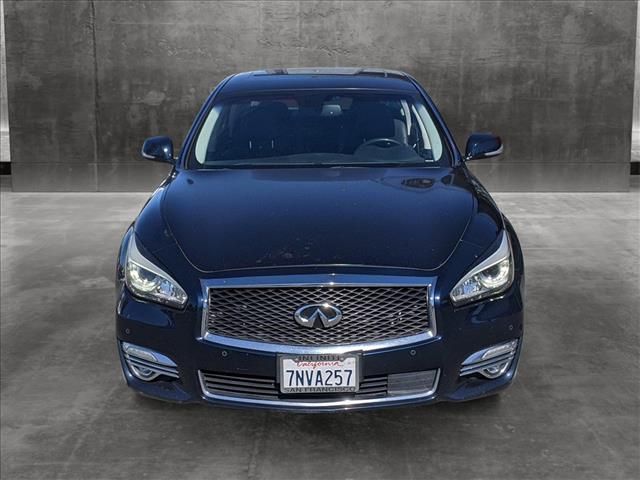 2015 INFINITI Q70L Base