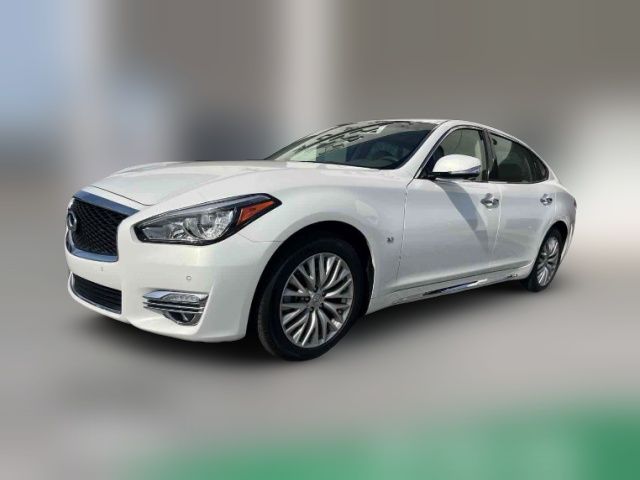 2015 INFINITI Q70L Base