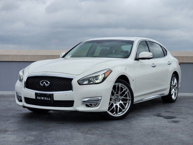 2015 INFINITI Q70L Base