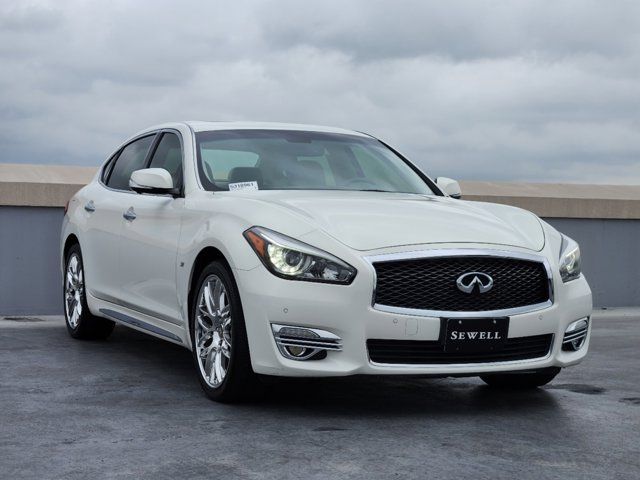 2015 INFINITI Q70L Base