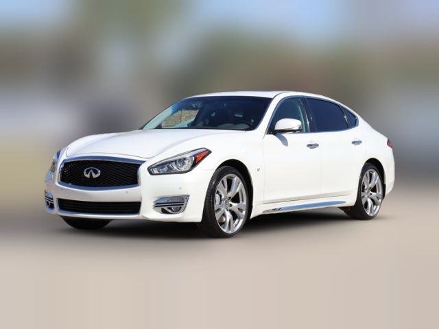 2015 INFINITI Q70L Base