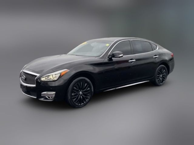 2015 INFINITI Q70L Base