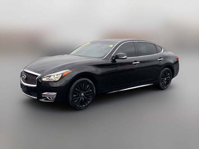 2015 INFINITI Q70L Base