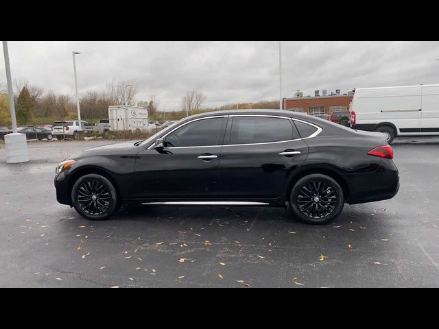 2015 INFINITI Q70L Base