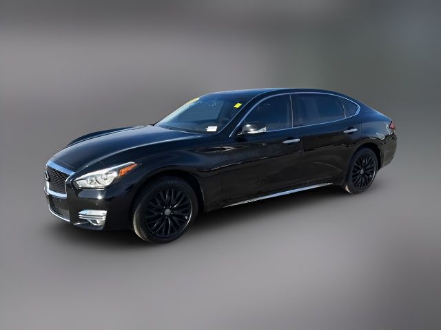 2015 INFINITI Q70L Base