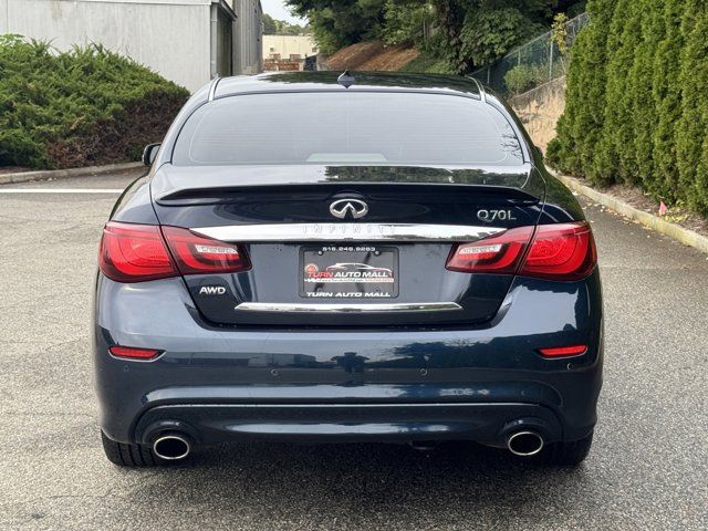 2015 INFINITI Q70L Base