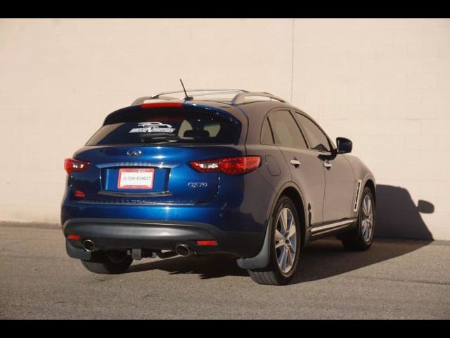 2015 INFINITI QX70 Base