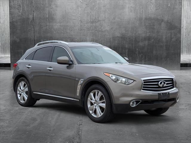 2015 INFINITI QX70 Base