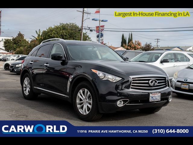 2015 INFINITI QX70 Base