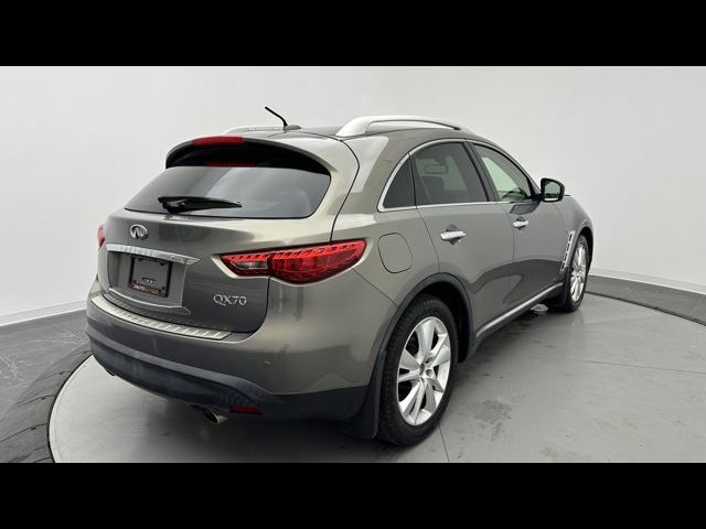 2015 INFINITI QX70 Base