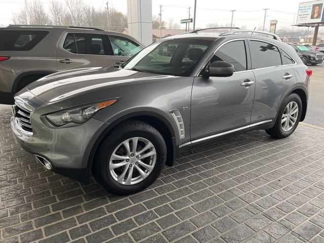 2015 INFINITI QX70 Base