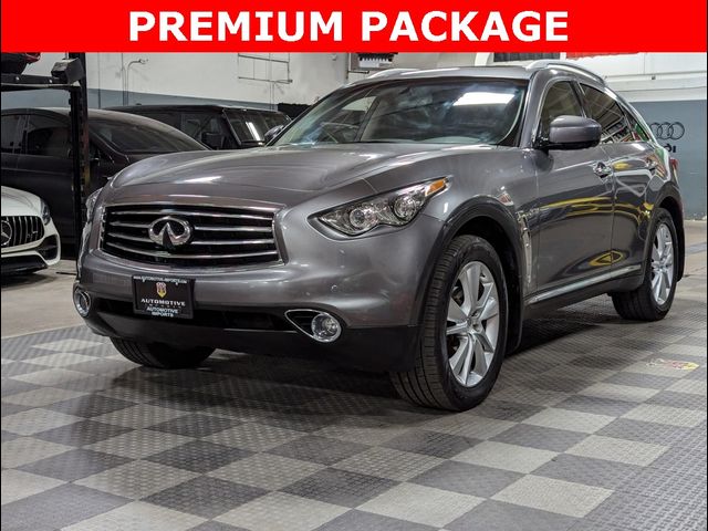 2015 INFINITI QX70 Base