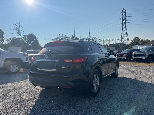 2015 INFINITI QX70 Base