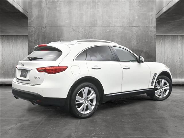 2015 INFINITI QX70 Base