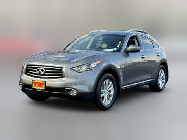 2015 INFINITI QX70 Base