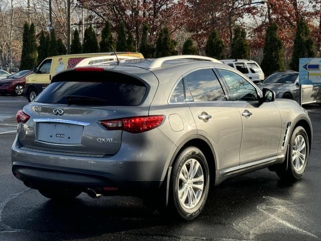 2015 INFINITI QX70 Base