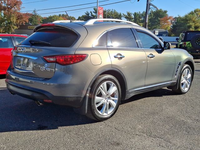 2015 INFINITI QX70 Base