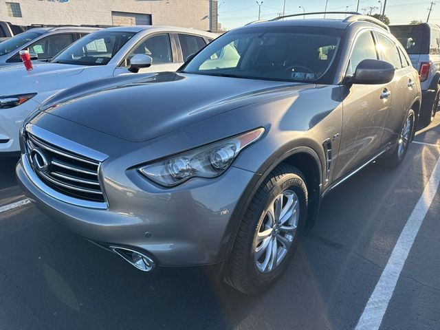 2015 INFINITI QX70 Base