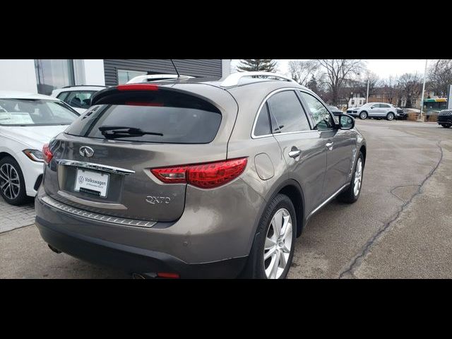 2015 INFINITI QX70 Base