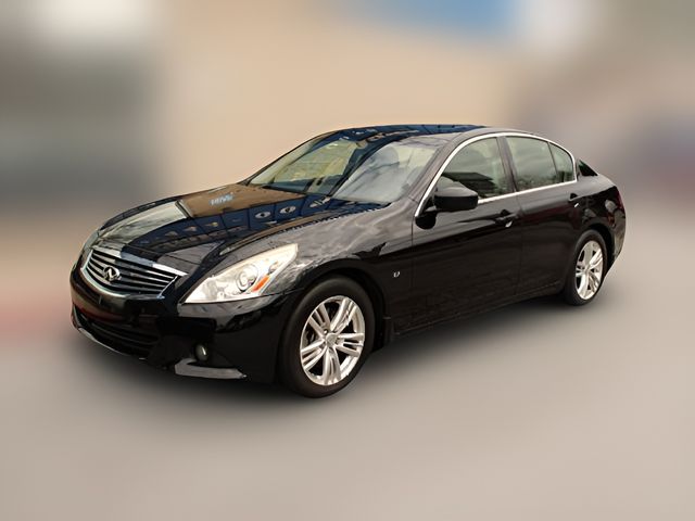 2015 INFINITI Q40 Base