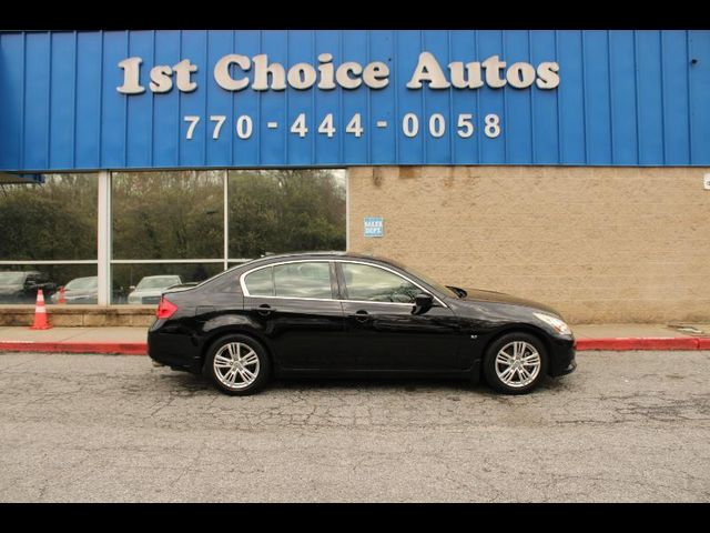 2015 INFINITI Q40 Base