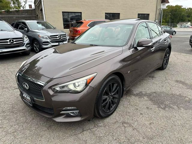 2015 INFINITI Q50 Premium