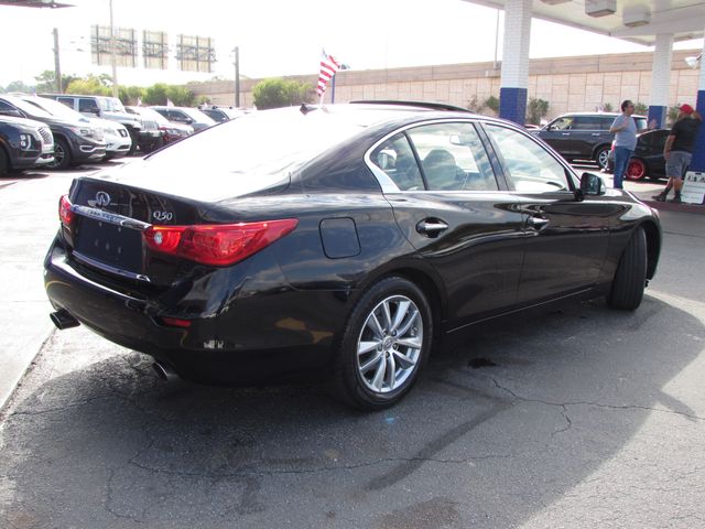 2015 INFINITI Q50 Premium