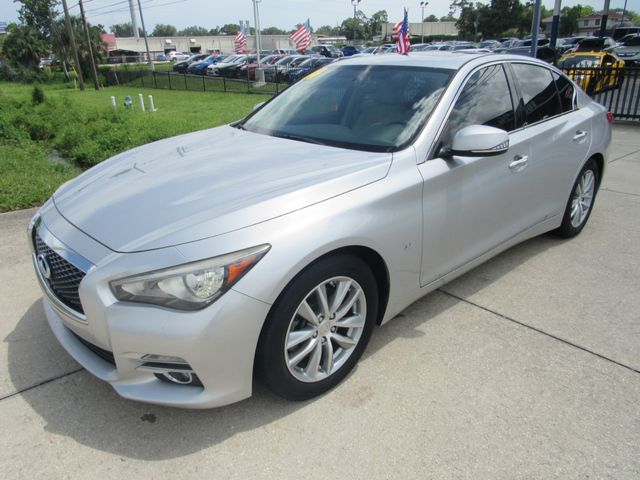 2015 INFINITI Q50 