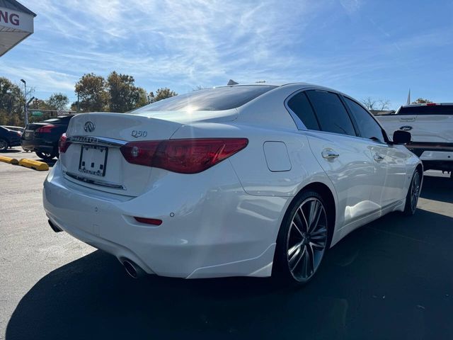 2015 INFINITI Q50 Premium