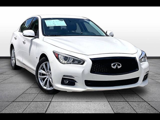 2015 INFINITI Q50 Base