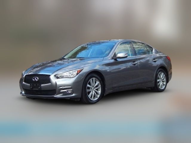 2015 INFINITI Q50 Base