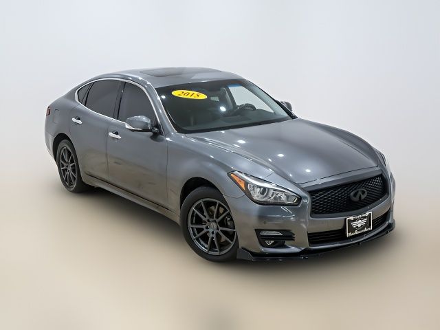 2015 INFINITI Q70 Base