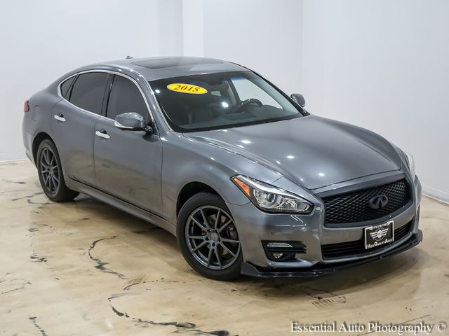 2015 INFINITI Q70 Base