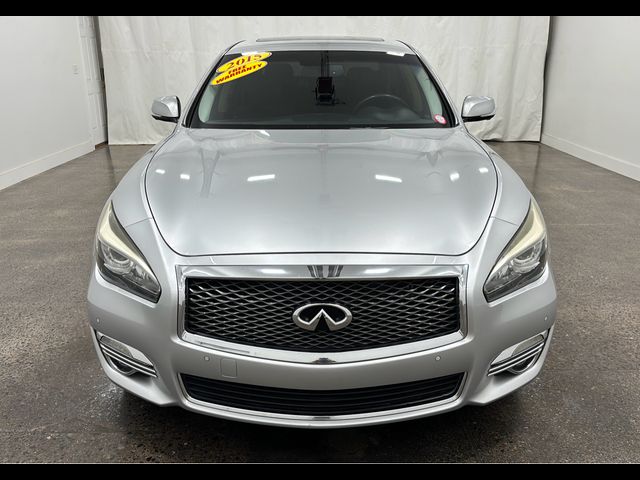 2015 INFINITI Q70 Base