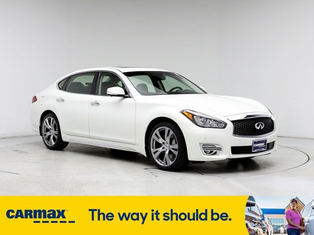 2015 INFINITI Q70L Base