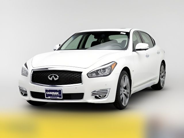 2015 INFINITI Q70L Base