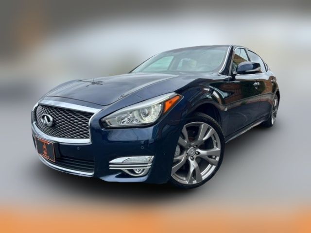 2015 INFINITI Q70L Base